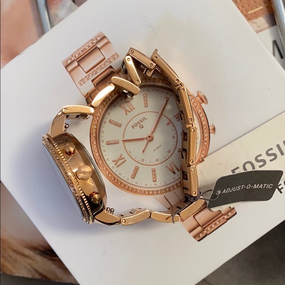 New with tags Fossil Hybrid Smartwatch